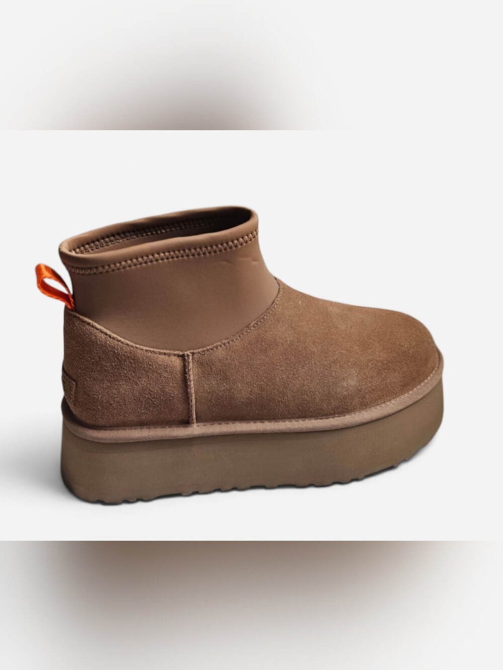 UGG Classic Mini Dipper in Chestunut Womens Size 9 NWT S/N 1168170